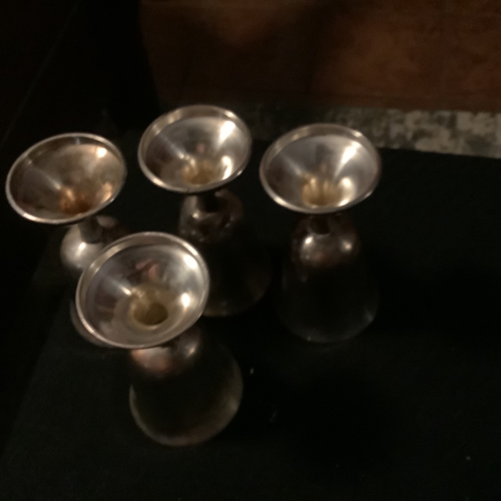 Cups - Picture 2 of 3